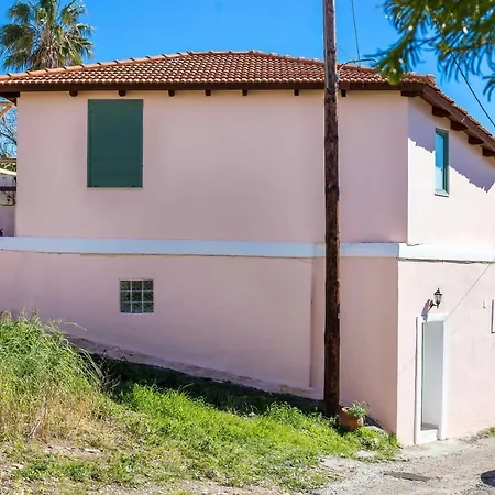 Nyaraló Fotini's House *